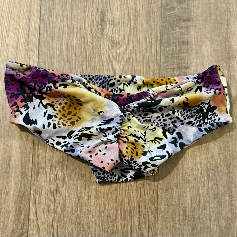 Fused Hawaii - Kona Bottom - Wild Leopard